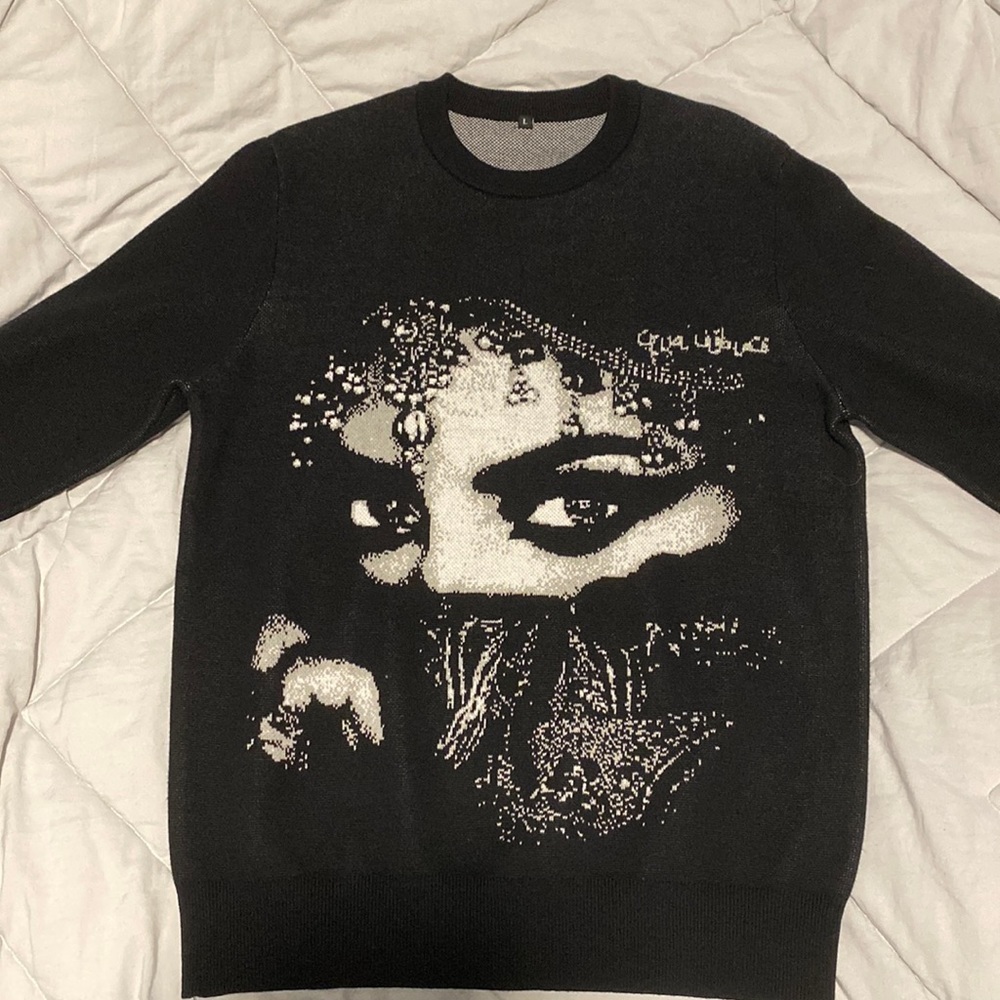 6 lifes sweater, sold out; never restocking, great stitching and amazing quality